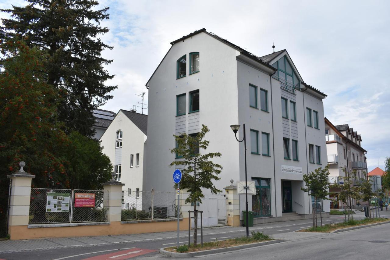 Apartment Bertik Třeboň Exterior foto